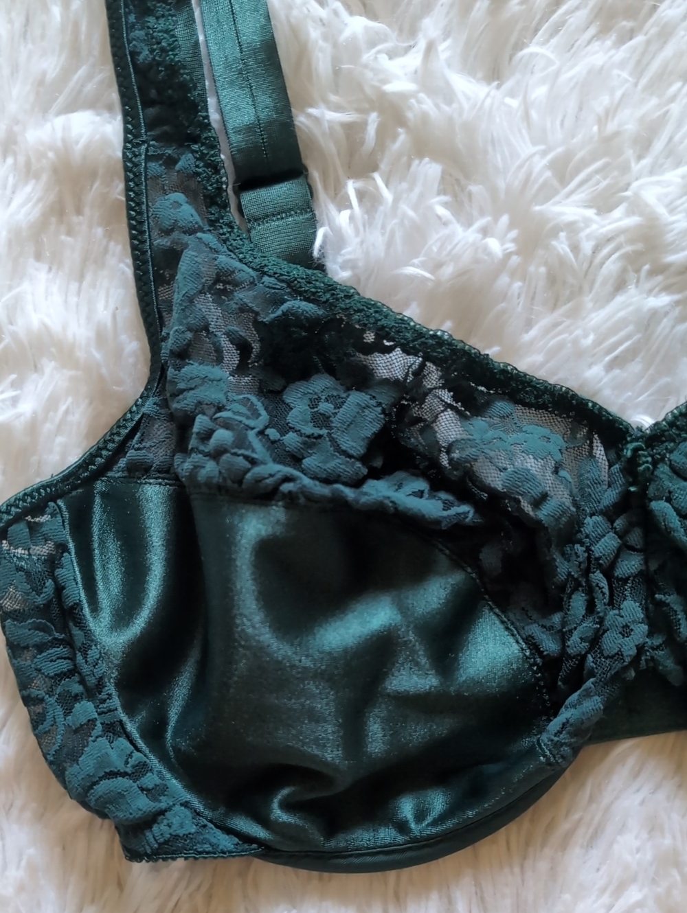 90s Vintage Lily of France Green Satin & Lace Unlined Bra w/ Underwire 36D - Picture 2 of 10
